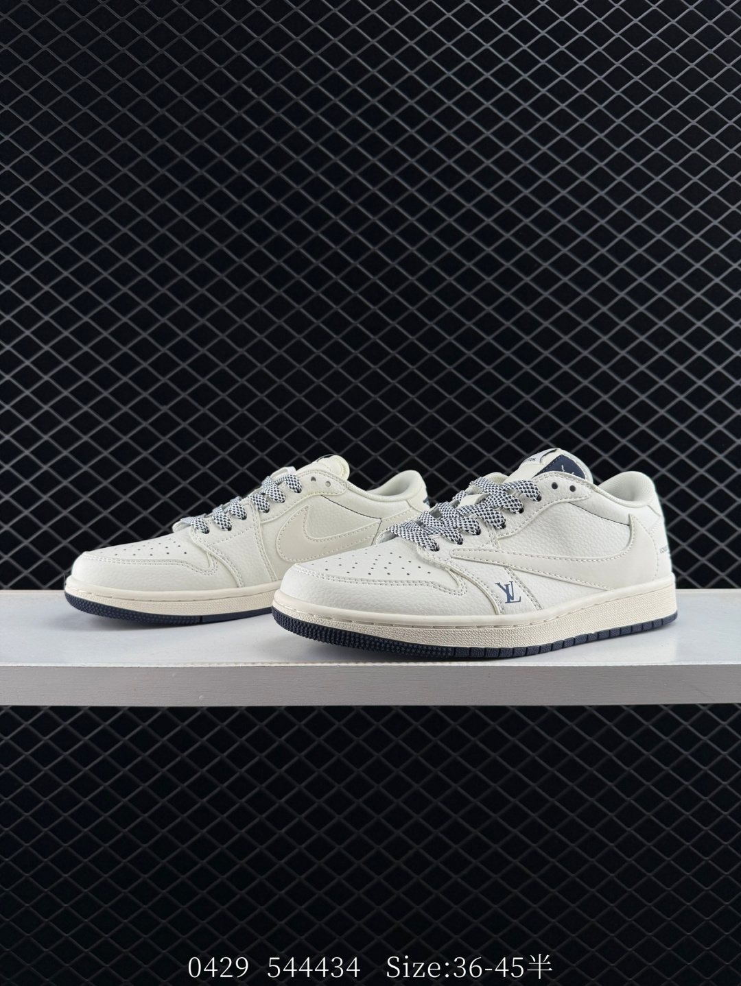 Travis Scott x Air Jordan 1 ” Reverse Mocha “